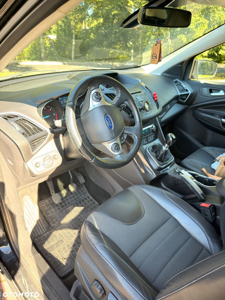 Ford Kuga 2.0 TDCi FWD Titanium - 13