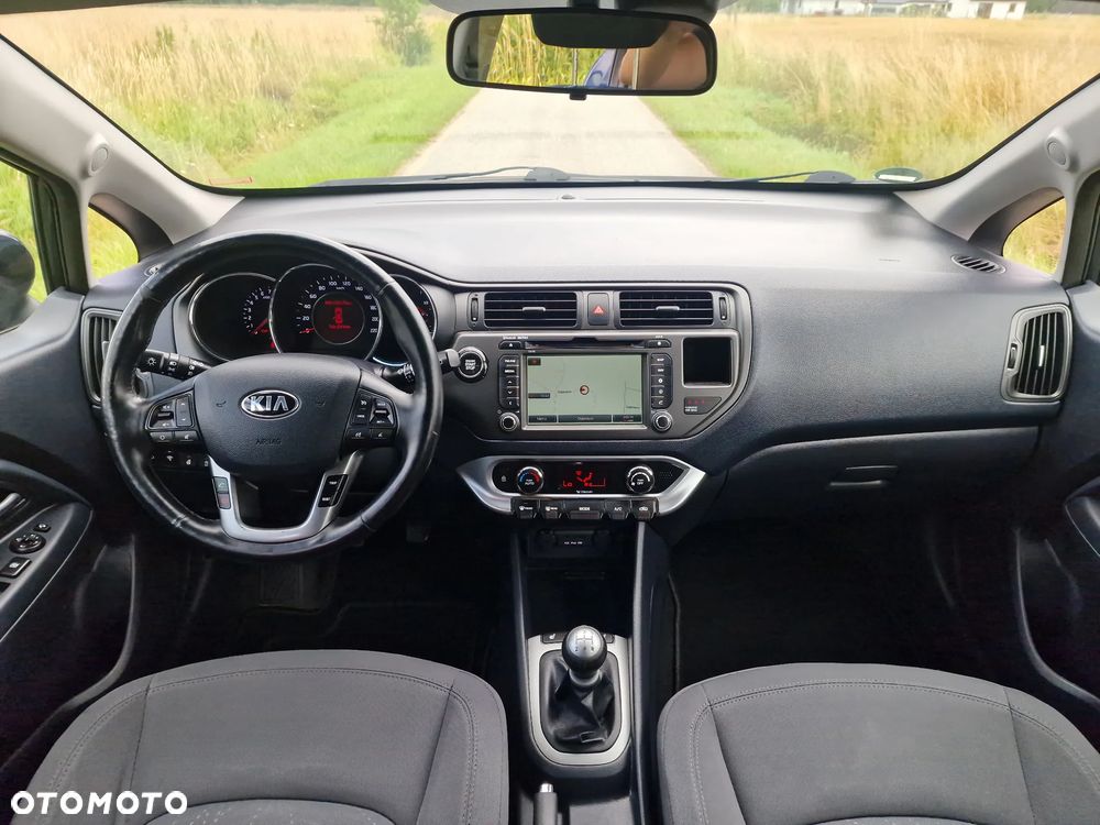 Kia Rio - 23