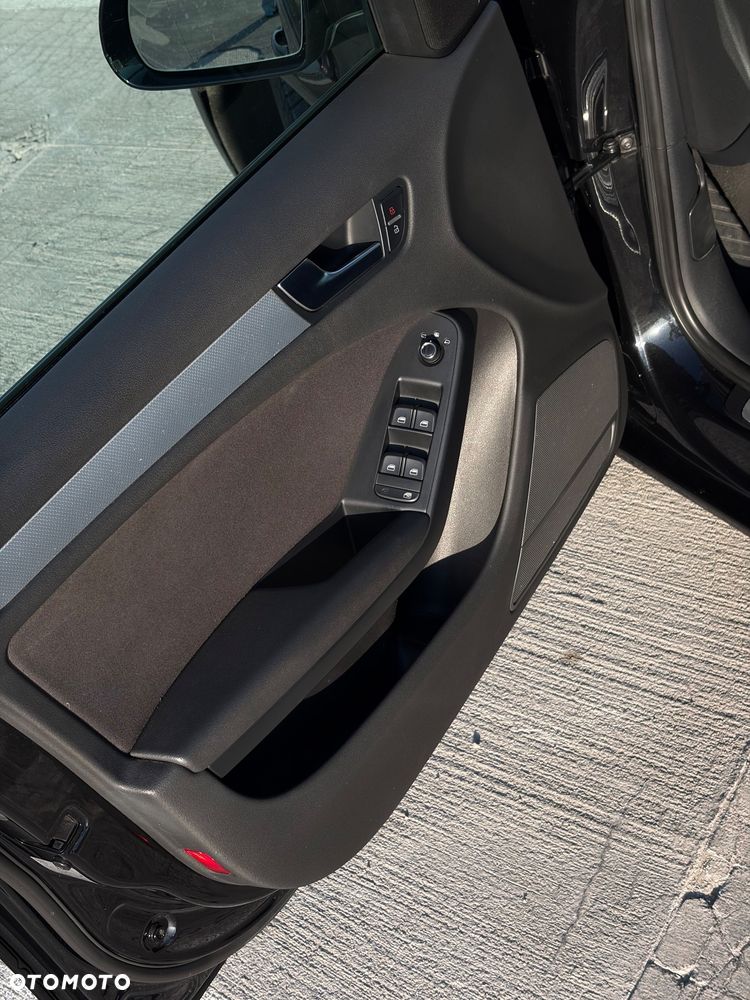 Audi A4 Avant 2.0 TDI DPF Ambiente - 8