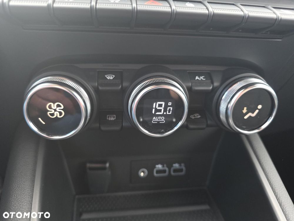 Renault Captur 1.3 TCe Zen EDC - 24