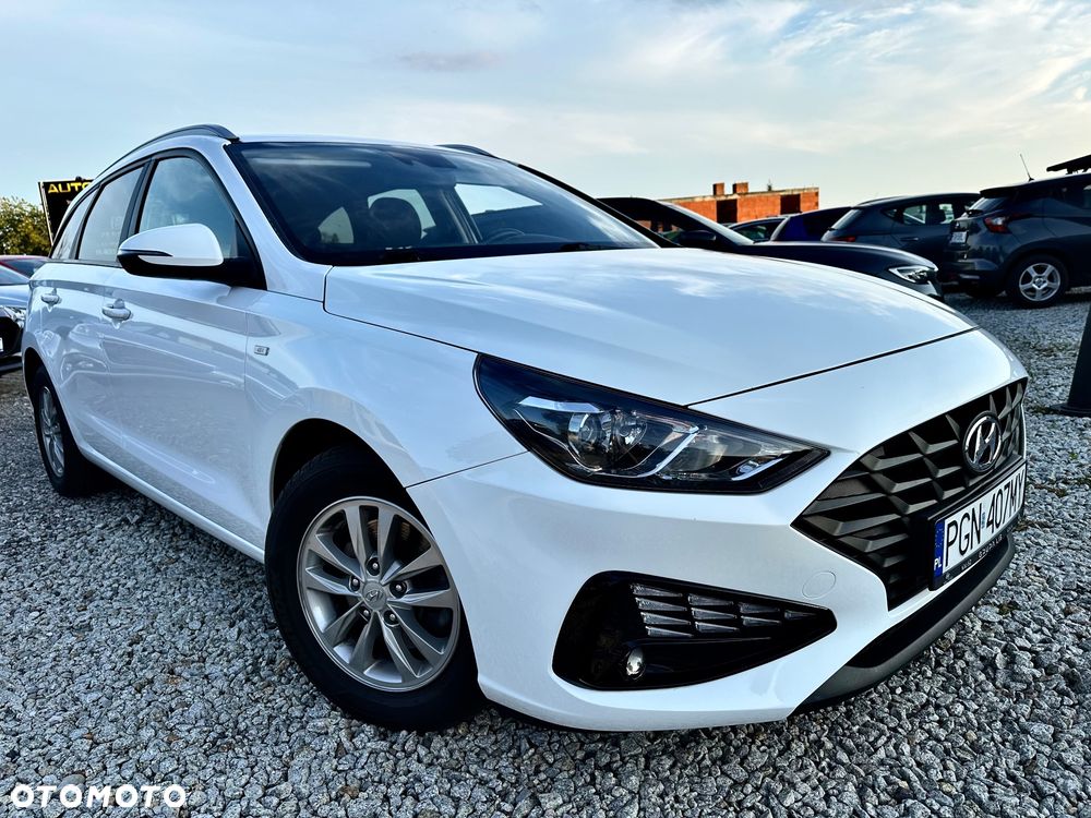 Hyundai i30 1.5 T-GDI 48V Executive - 33