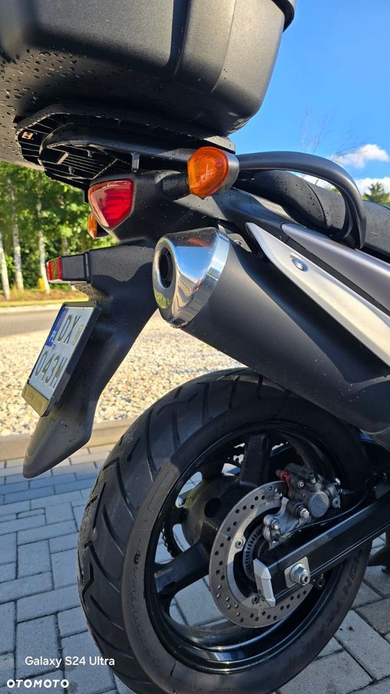 Suzuki V-STROM - 9