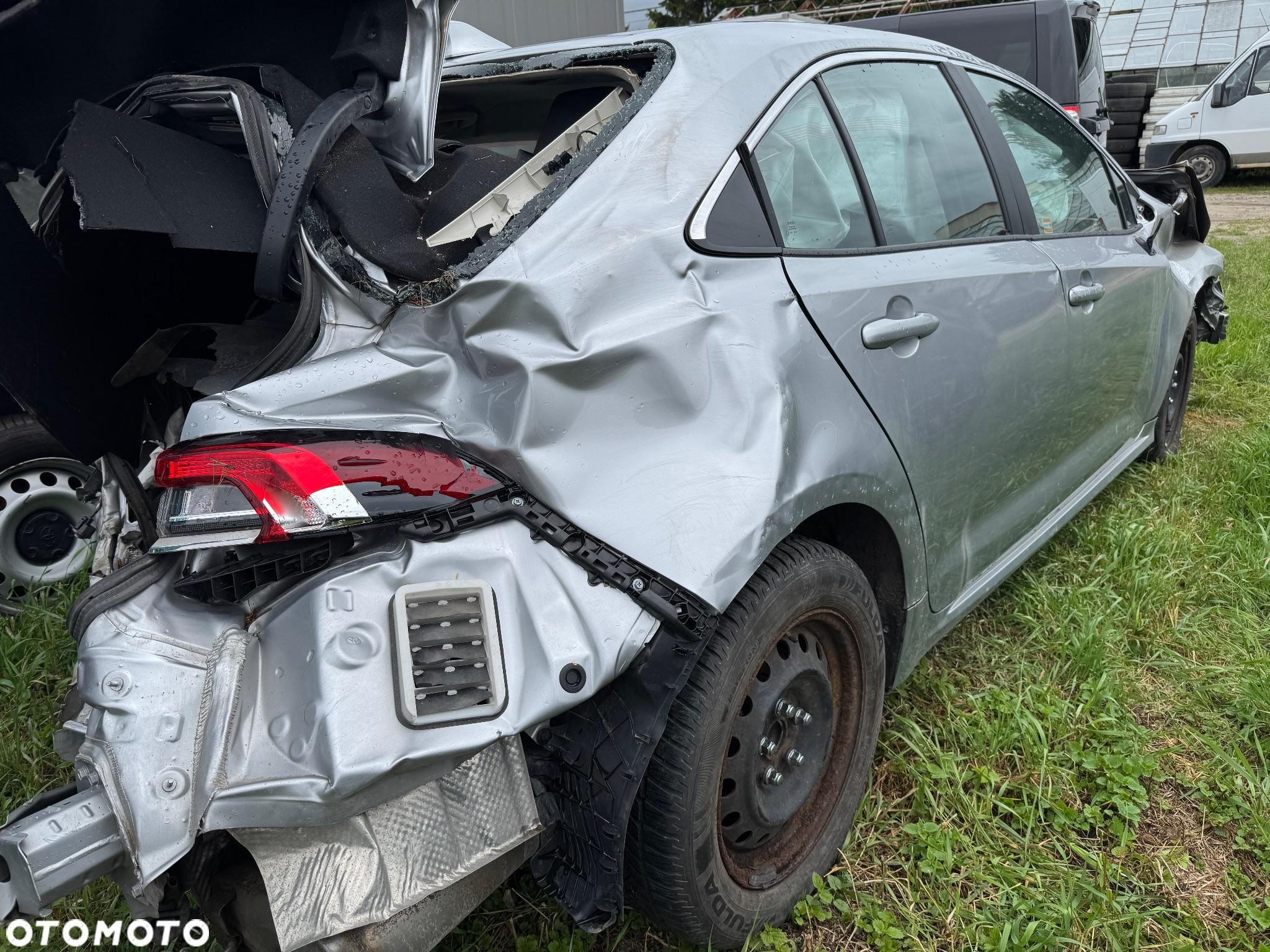 Toyota Corolla 1.8 Hybrid Comfort - 4