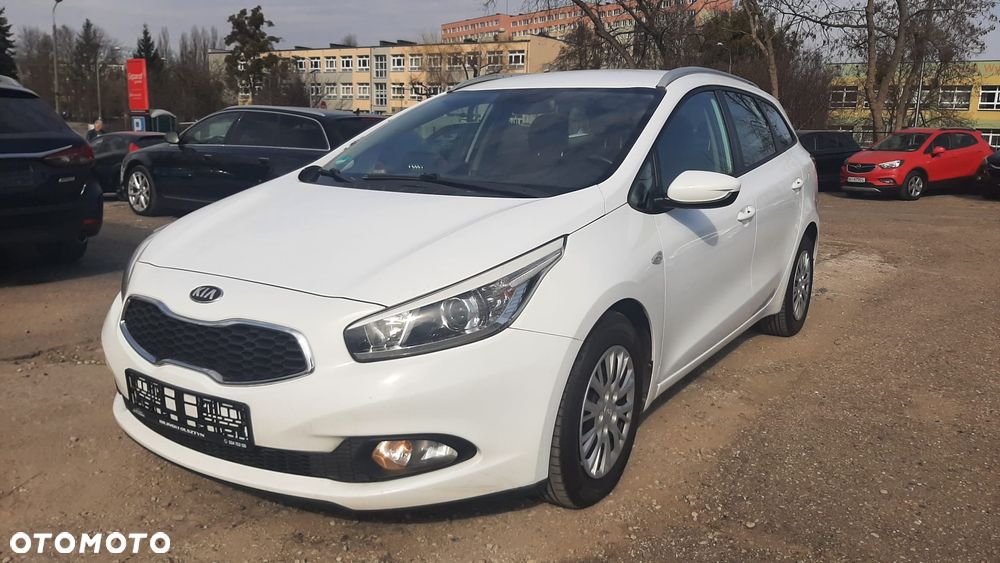 Kia Ceed 1.6 GDI Spirit - 1