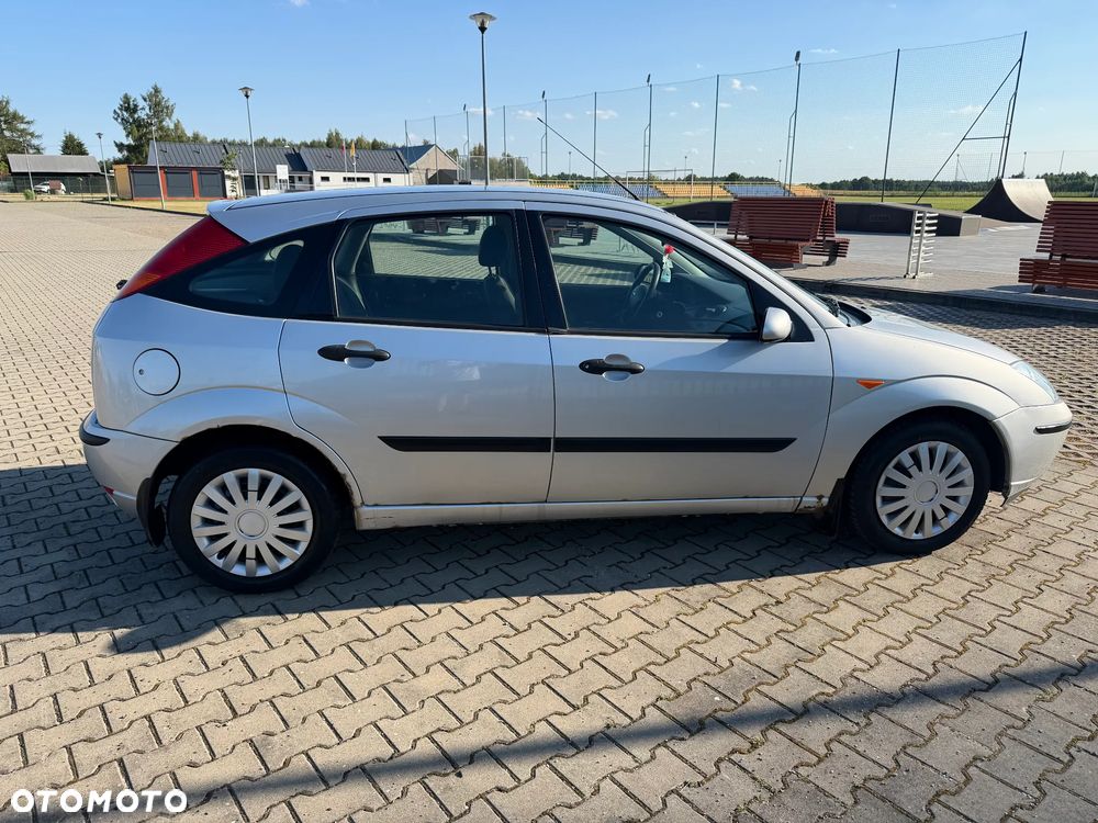 Ford Focus 1.6 Trend - 1