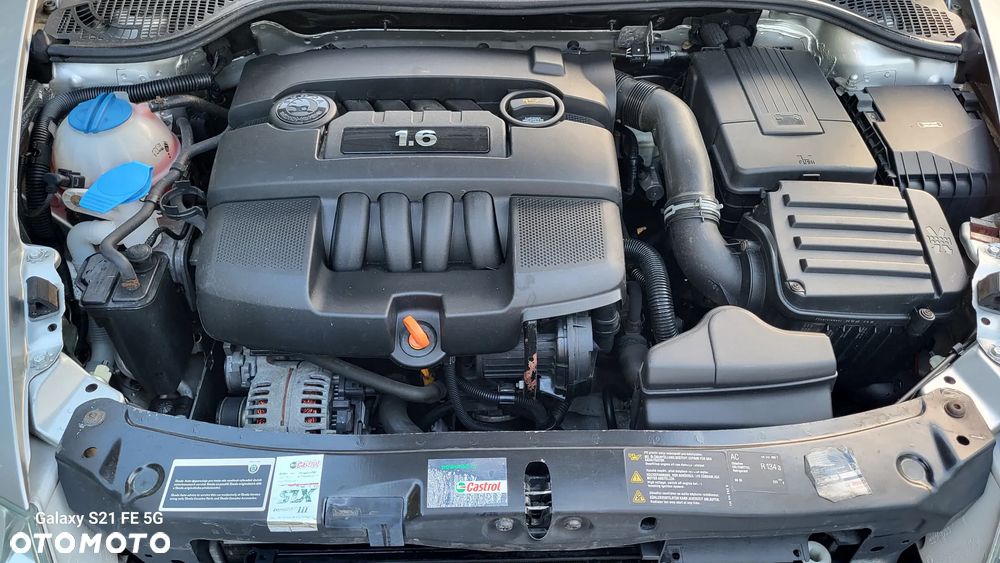 Skoda Octavia 1.6 - 6