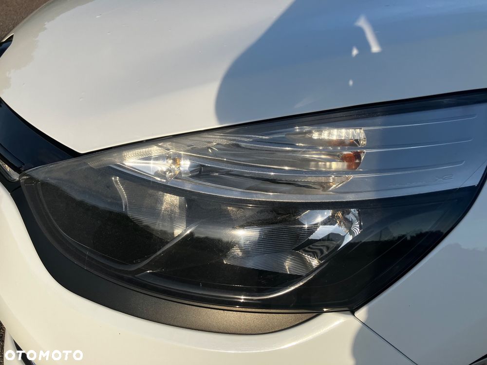 Renault Clio - 13