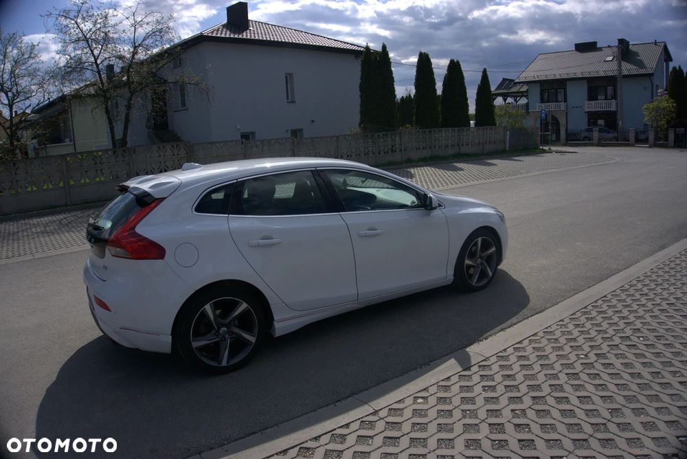 Volvo V40 D2 Base - 10