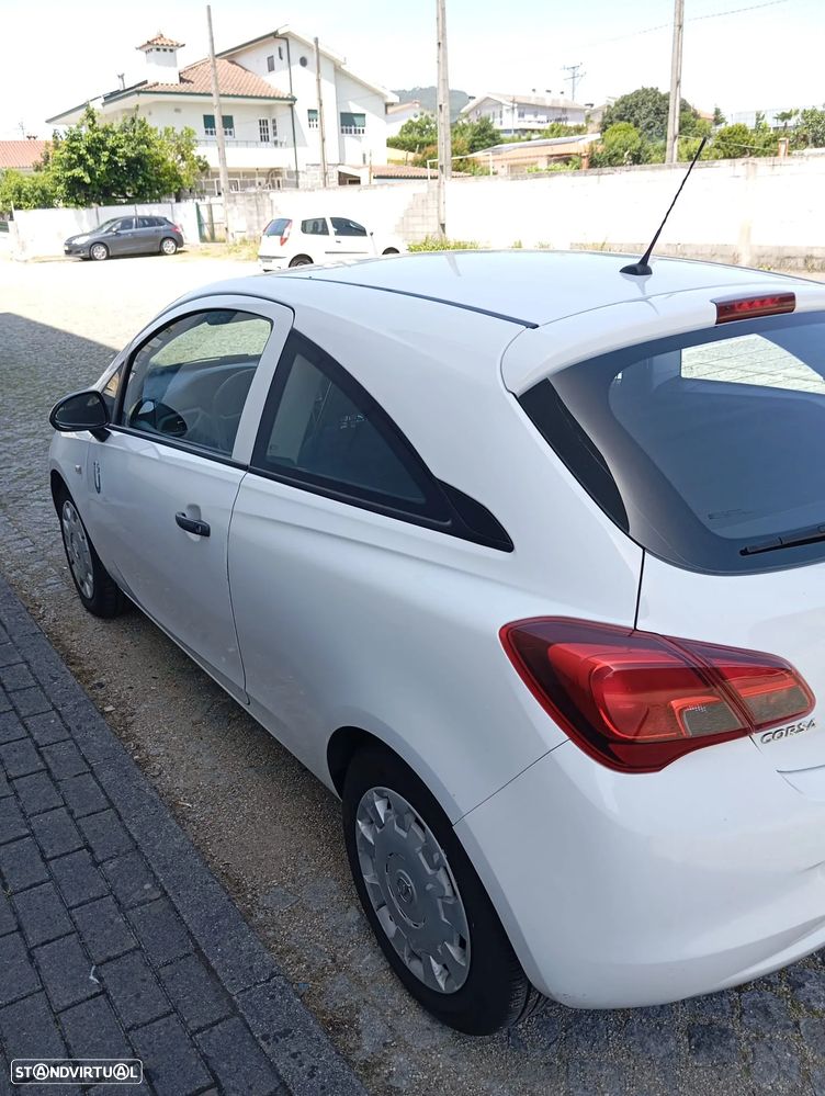 Opel Corsa 1.3 CDTi Enjoy - 3
