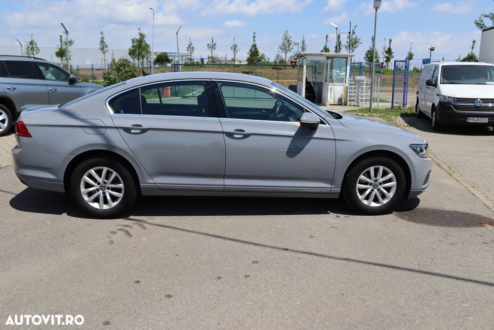Volkswagen Passat 1.5 TSI ACT DSG Comfortline - 8