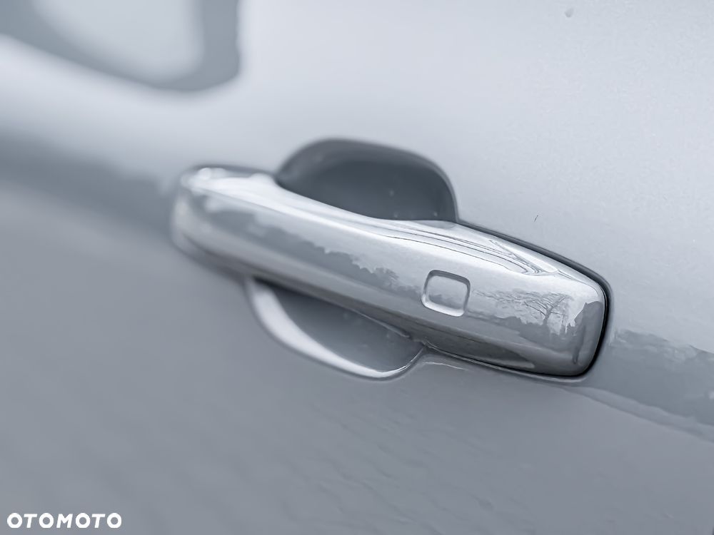 Volvo XC 60 B4 D Ultimate Dark - 40