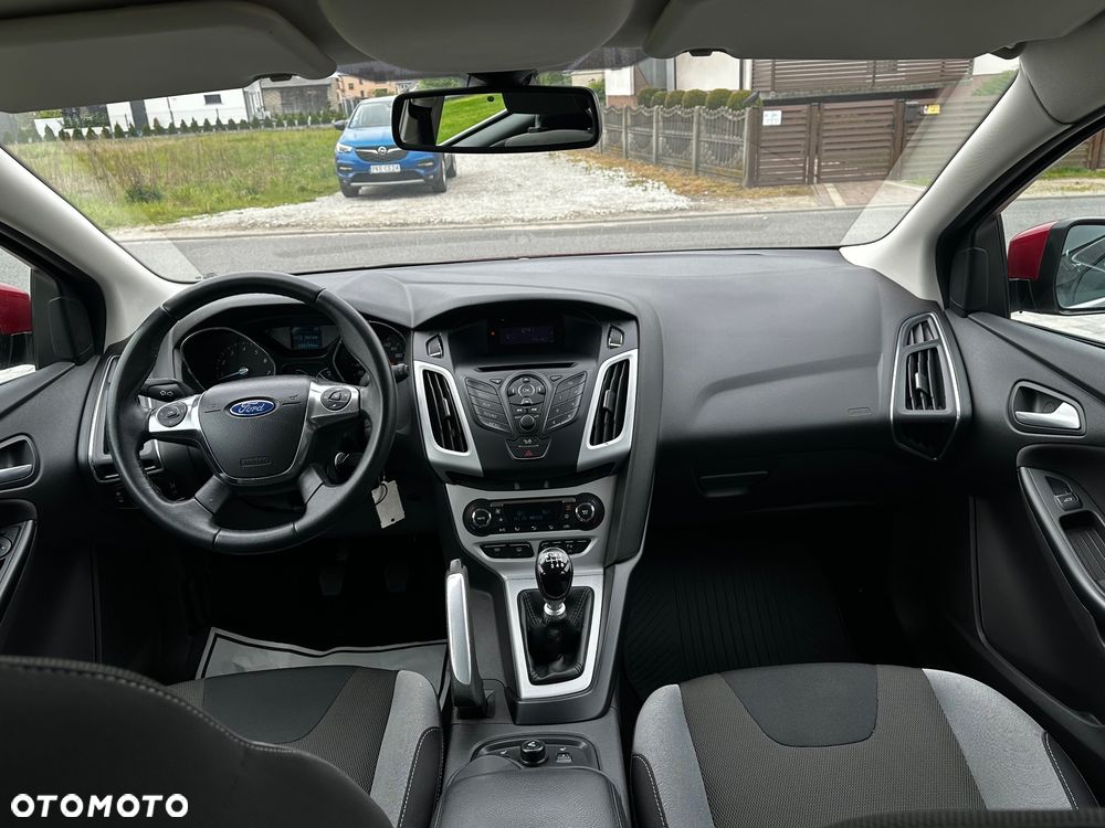 Ford Focus - 13