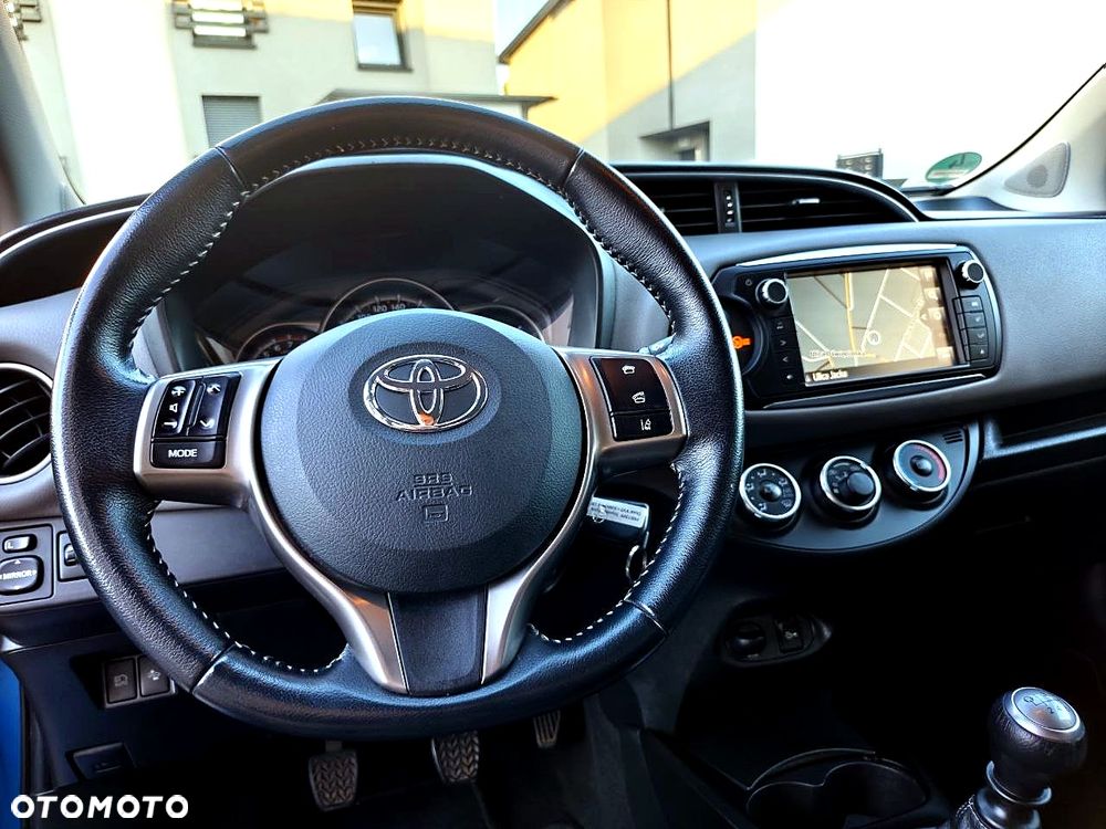 Toyota Yaris 1.33 VVT-i Edition - 10