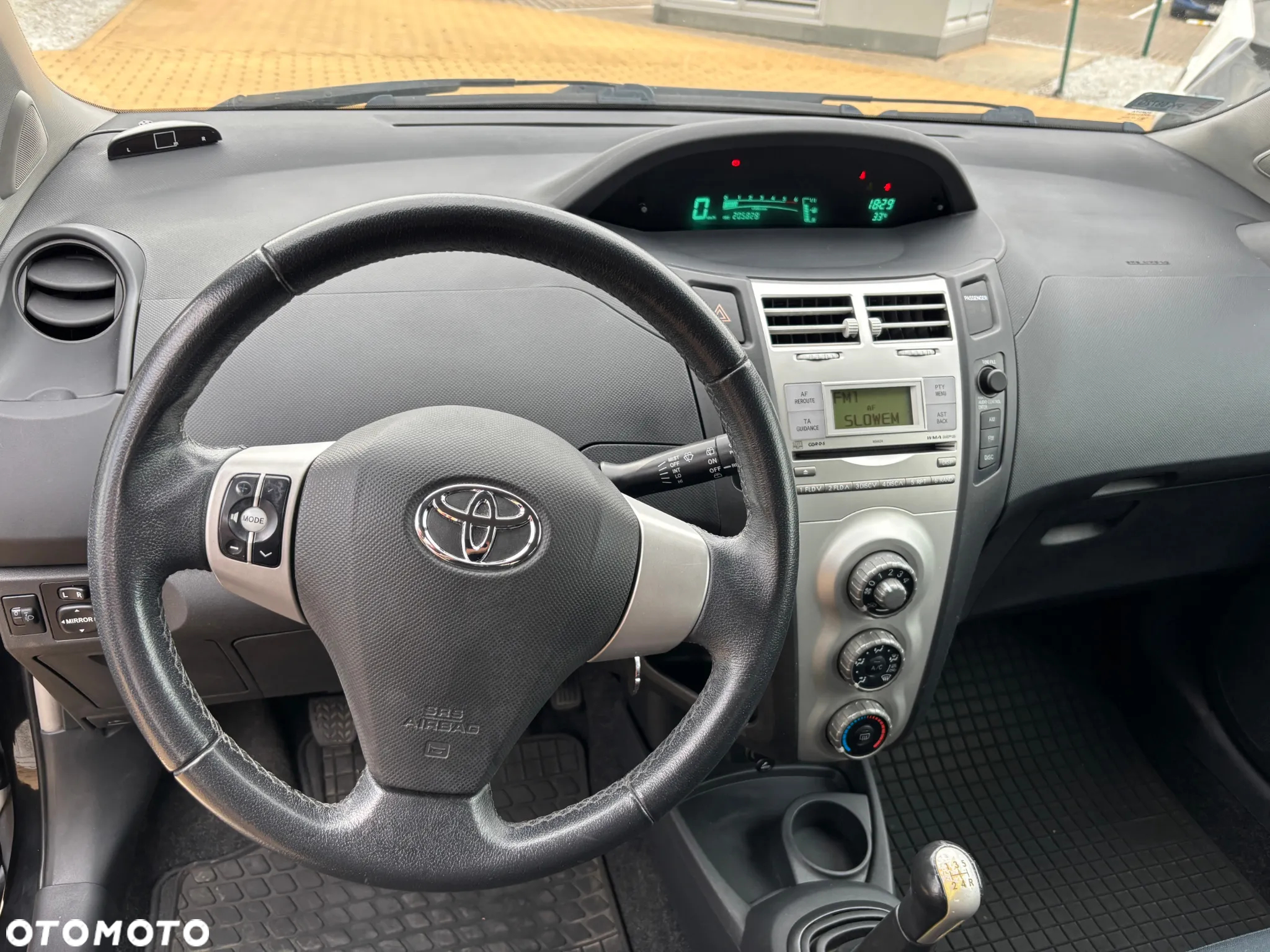 Toyota Yaris 1.4 D-4D Luna A/C - 8