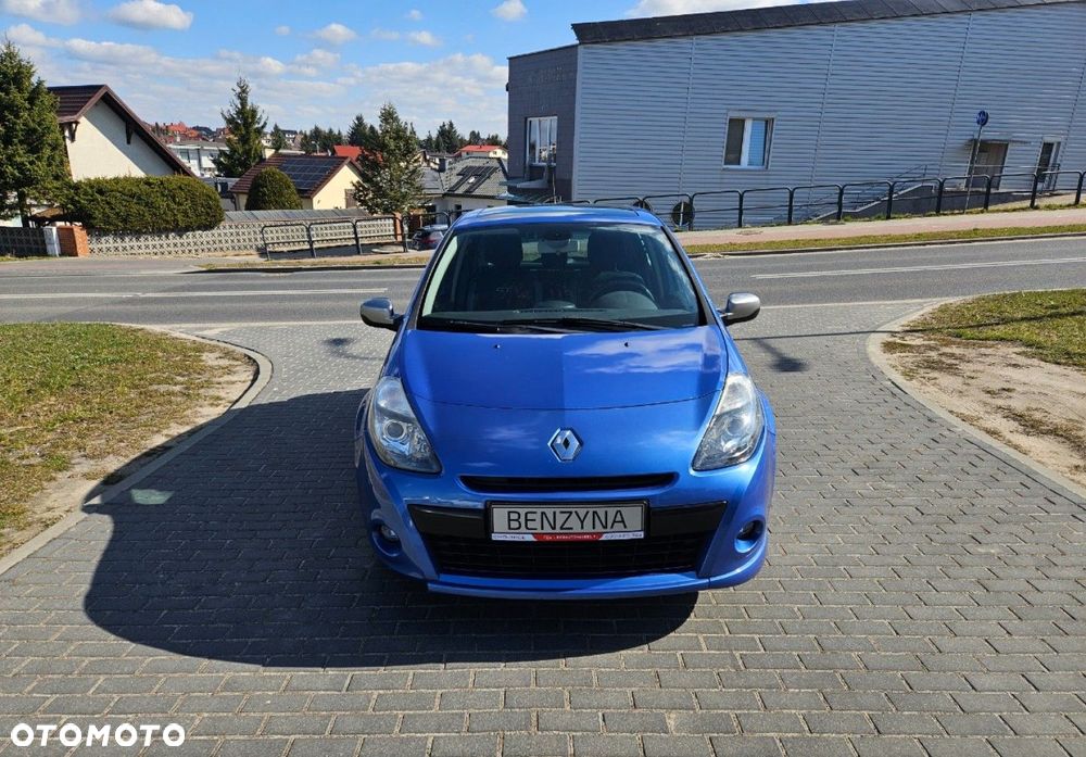 Renault Clio - 2