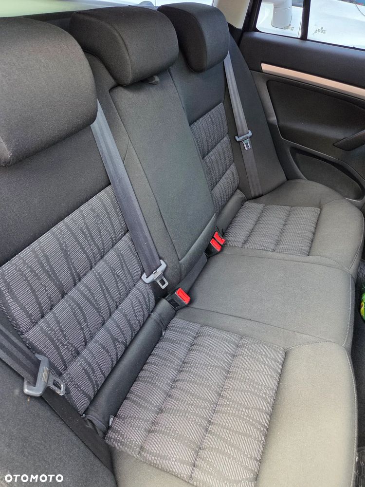 Skoda Octavia 2.0 TDI Ambiente - 24