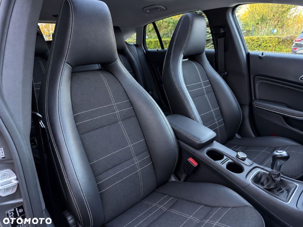 Mercedes-Benz CLA 2015