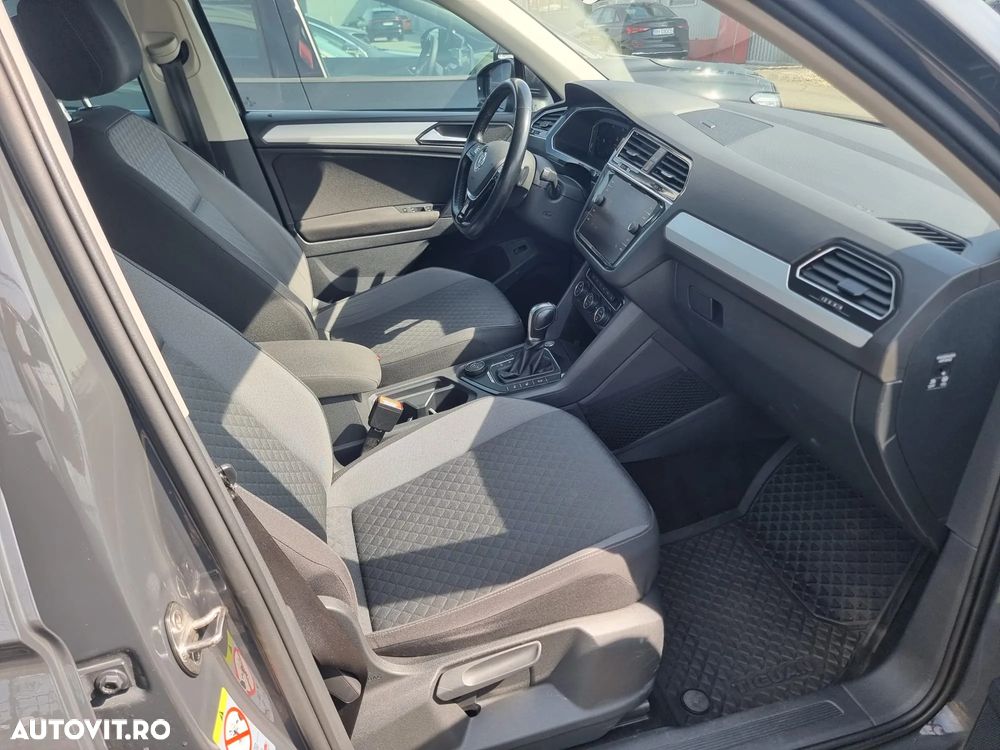 Volkswagen Tiguan 2.0 TDI 4Mot DSG Comfortline - 9