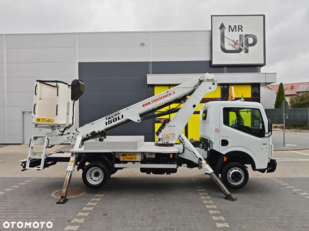Renault Maxity - 6