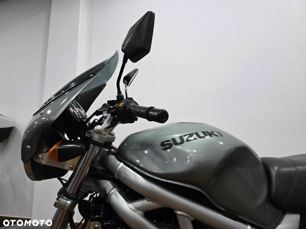 Suzuki SV - 8