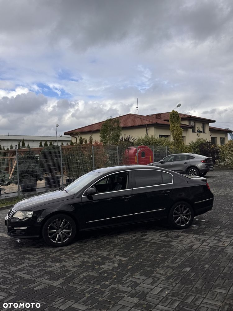 Volkswagen Passat - 6