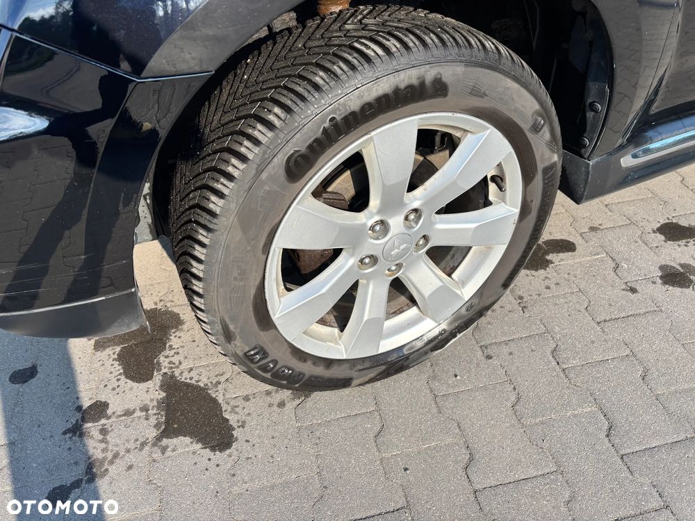 Mitsubishi Outlander 2.0 Intense + 2WD EU5 CVT - 8