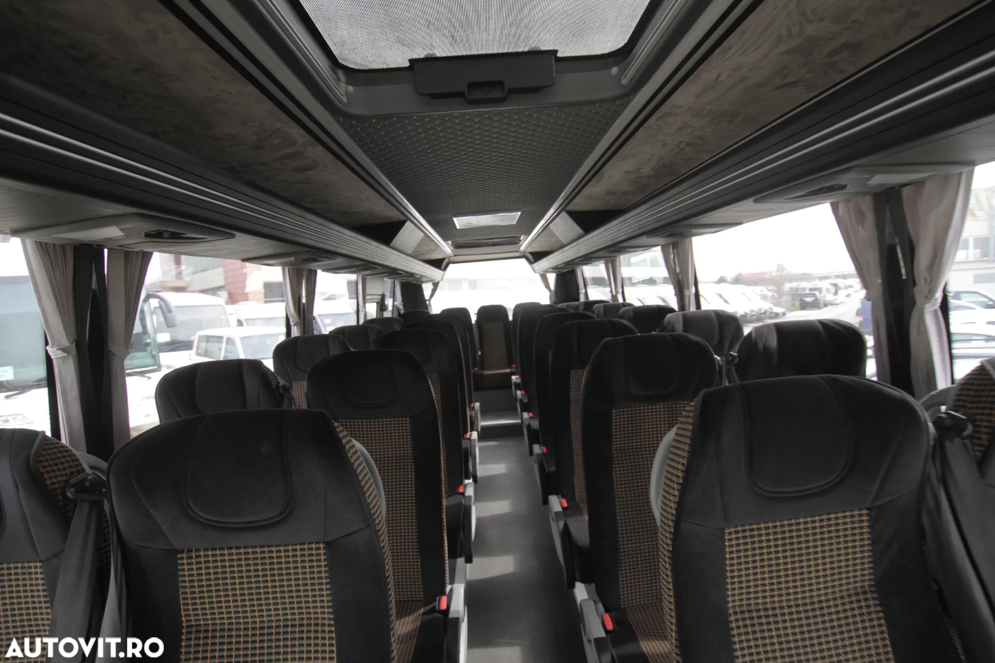 Iveco 70C18 29+1+1 locuri - 13
