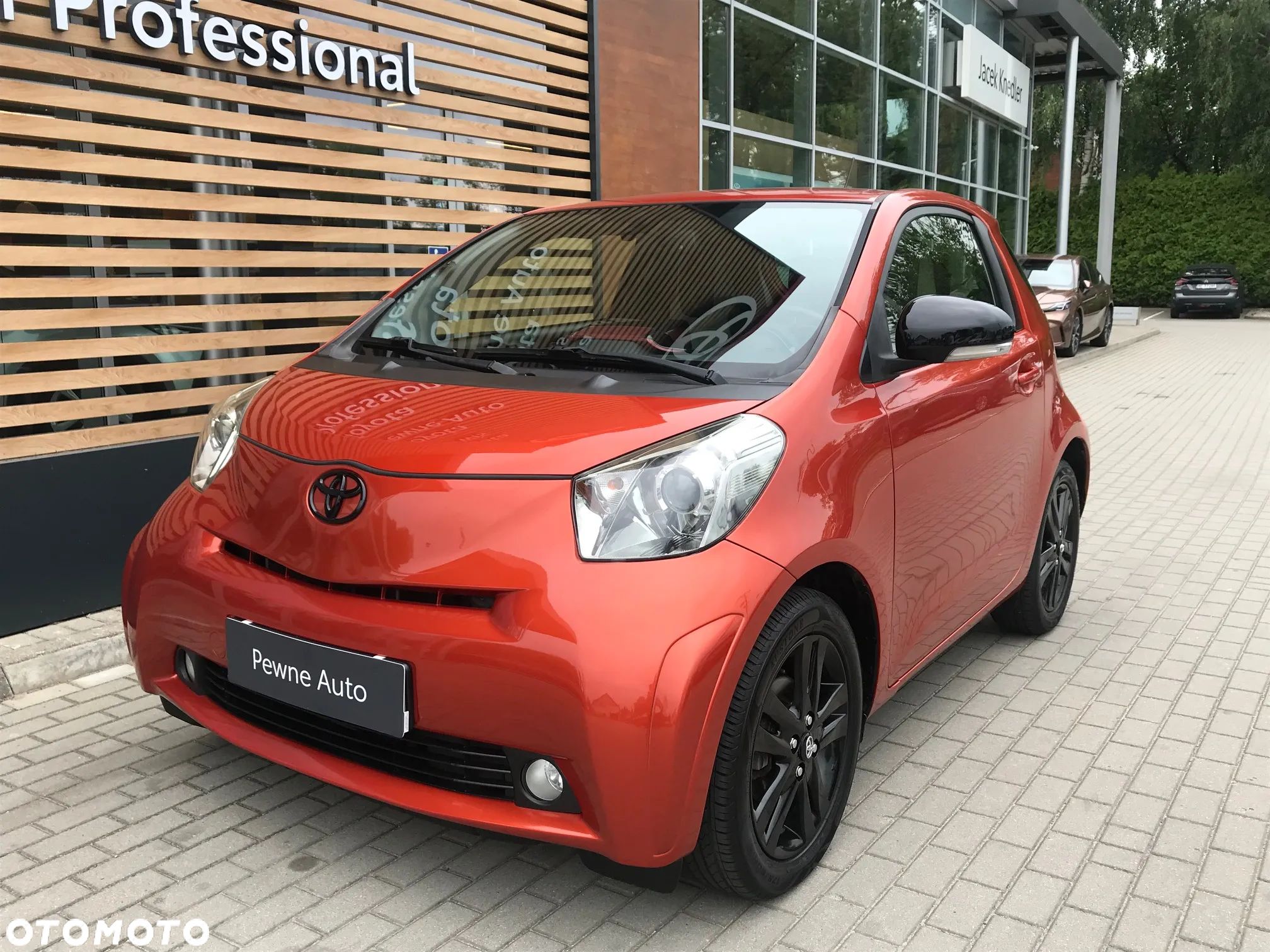 Toyota iQ 1.33 Plus EU5 CVT - 1