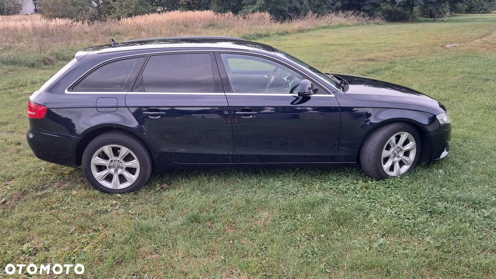 Audi A4 Avant - 6