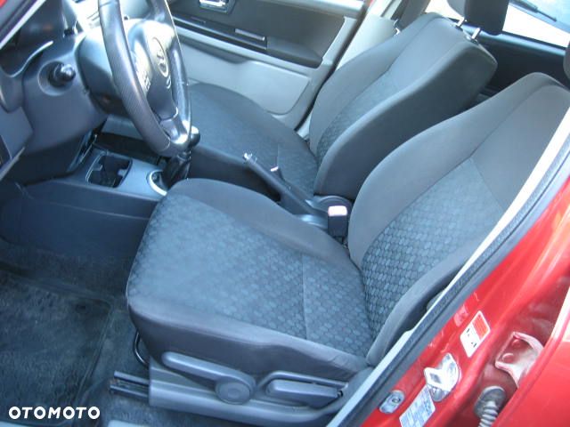 Suzuki SX4 1.6 Premium 2012 - 25