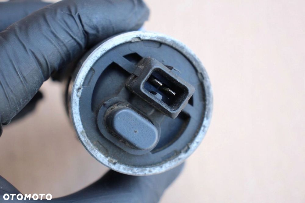 Silniczek krokowy BMW e30 e34 e36 1.6 1.8 1.8is BOSCH 0280140529 m40 m42 - 2