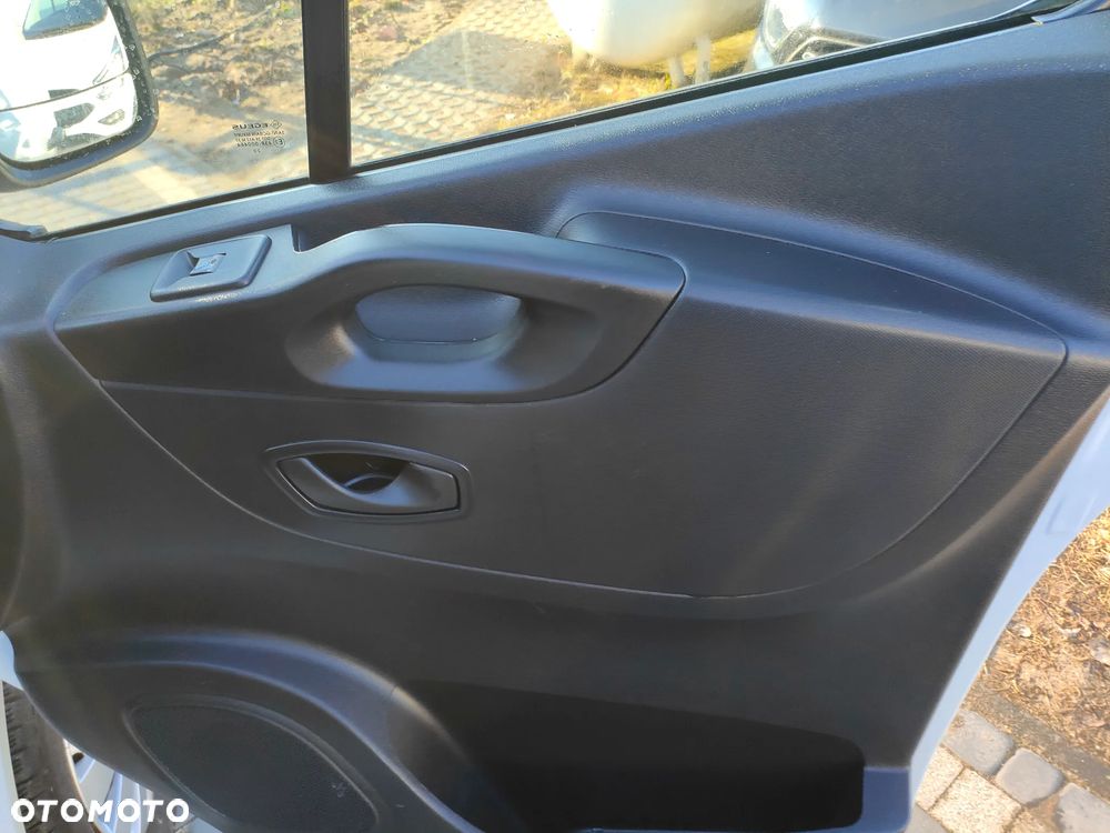 Renault TRAFIC 2020r 2,0 DCI 120KM L1H1 EURO VI DUBEL DRZWI CENA BRUTTO VAT 23% - 23