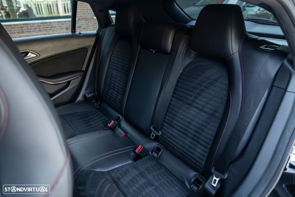 Mercedes-Benz CLA 200 d Shooting Brake AMG Line Aut. - 16