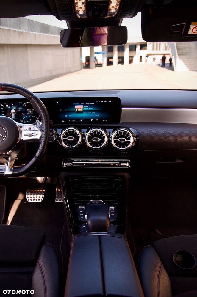 Mercedes-Benz Klasa A 35 AMG 4-Matic 7G-DCT - 15