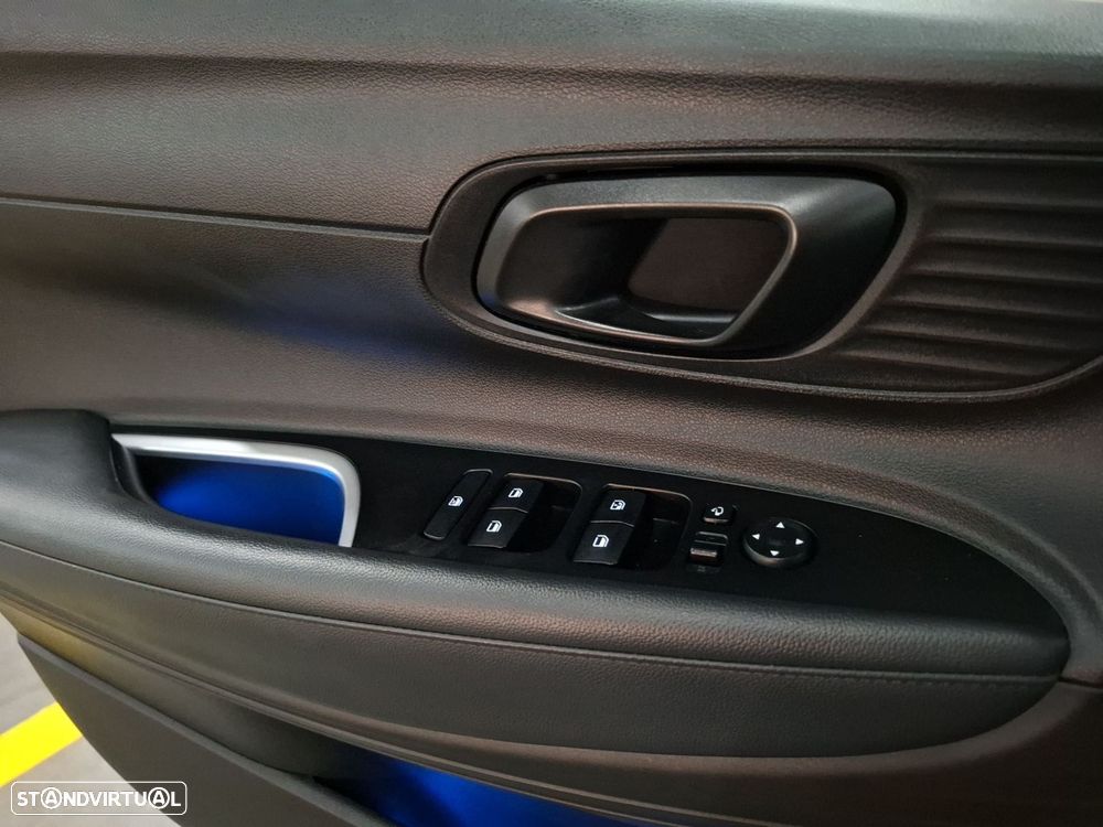 Hyundai Bayon 1.0 T-GDI Premium TT - 22