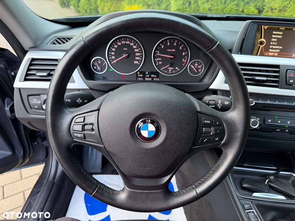 BMW Seria 3 - 36