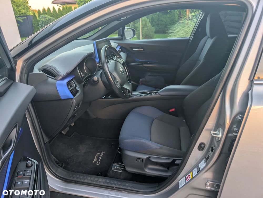 Toyota C-HR Style - 17