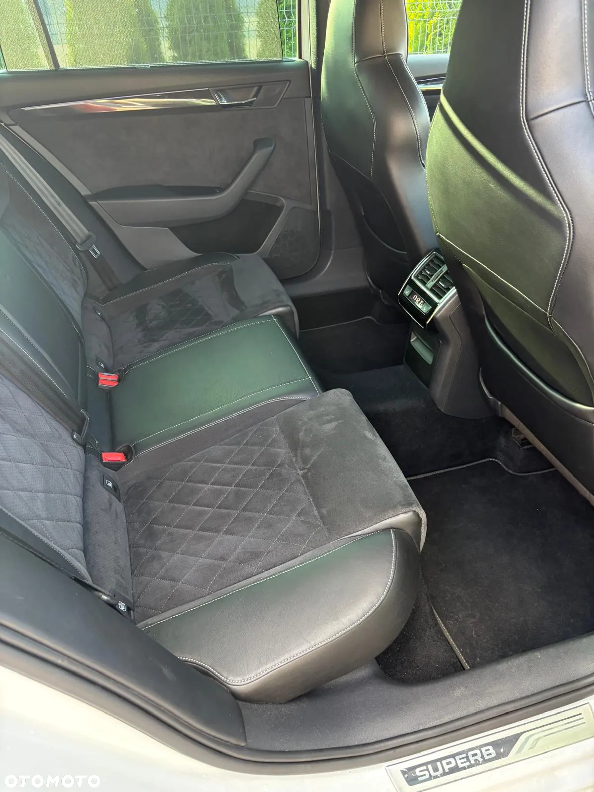 Skoda Superb 2.0 TSI Sportline DSG - 11