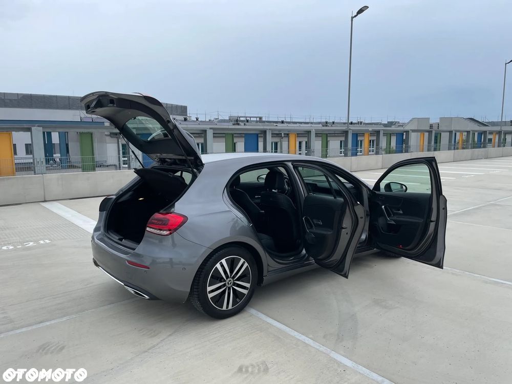 Mercedes-Benz Klasa A 180 Progressive 7G-DCT - 12