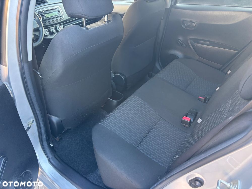 Toyota Yaris - 15
