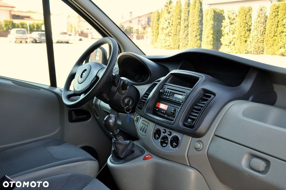 Opel Vivaro - 21