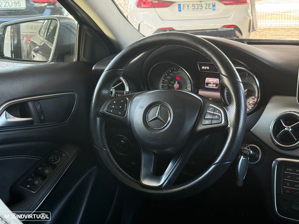 Mercedes-Benz GLA 180 CDi Urban - 39