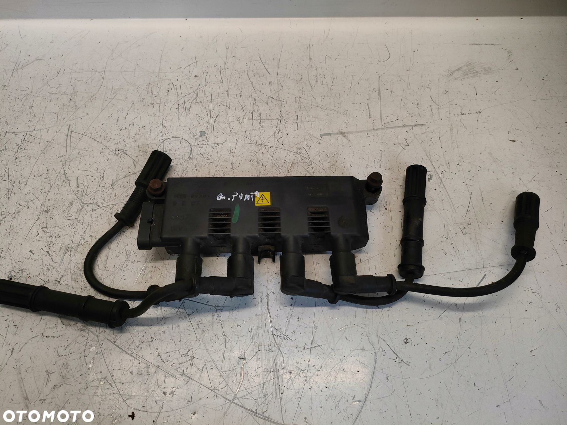 FIAT GRANDE PUNTO 05- 1.4 CEWKA ZAPŁONOWA PRZEWODY - 4