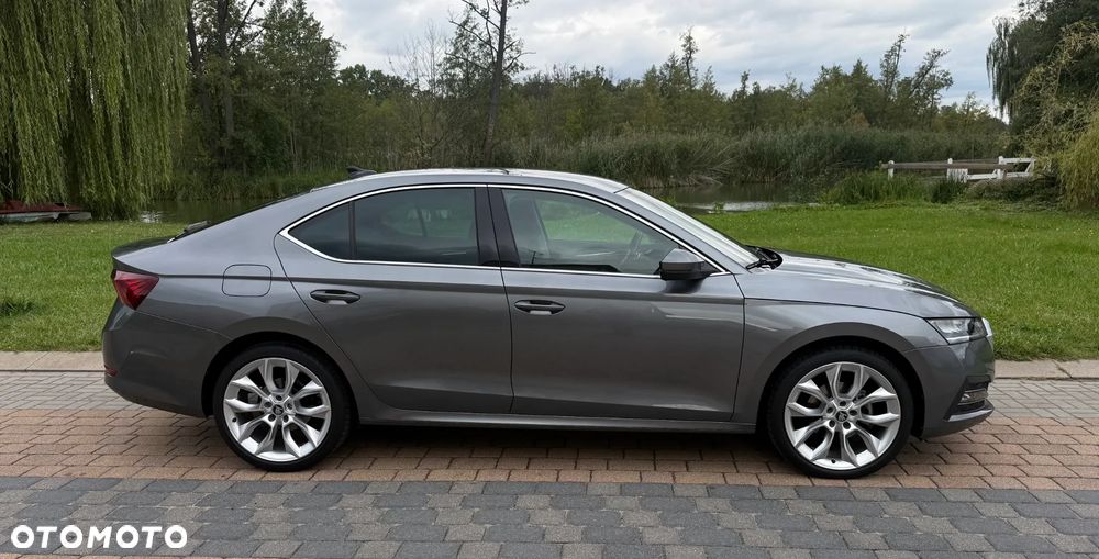 Skoda Octavia 2.0 TDI Ambition DSG - 2