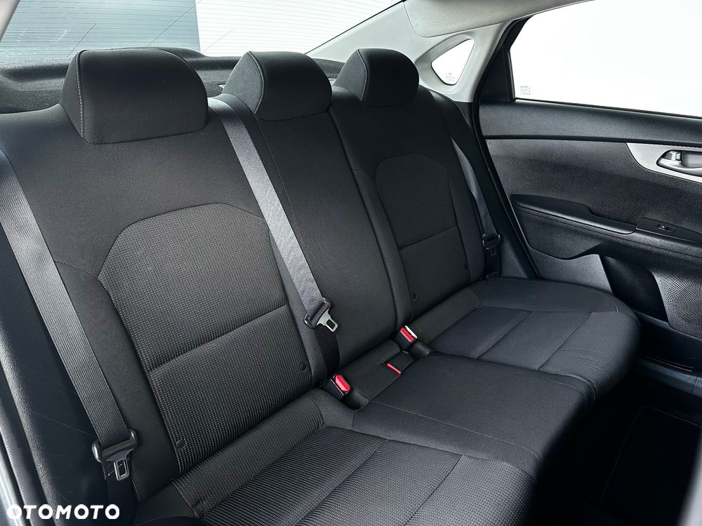Kia Ceed - 18