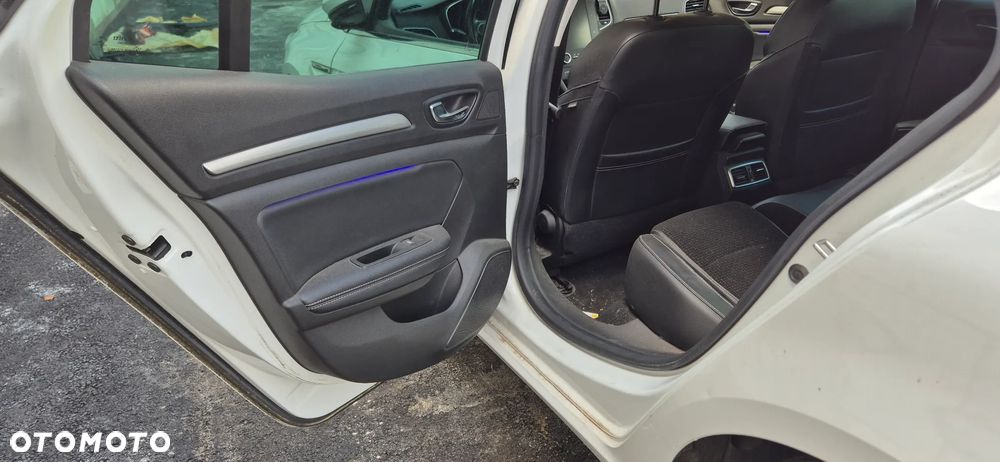 Renault Megane 1.5 dCi Limited EDC EU6 - 25