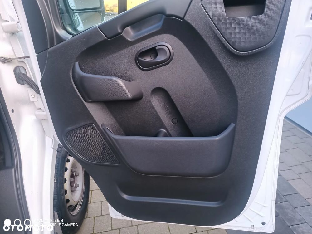 Renault Master - 25