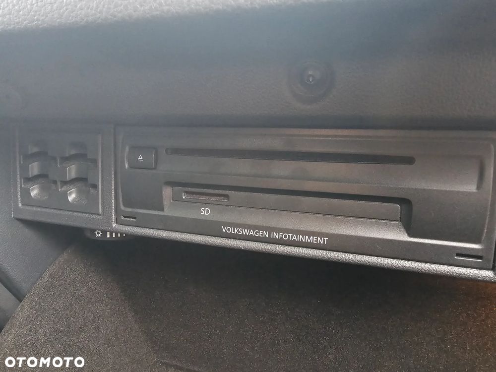 Volkswagen Golf VII 1.6 TDI BlueMotion Trendline - 14