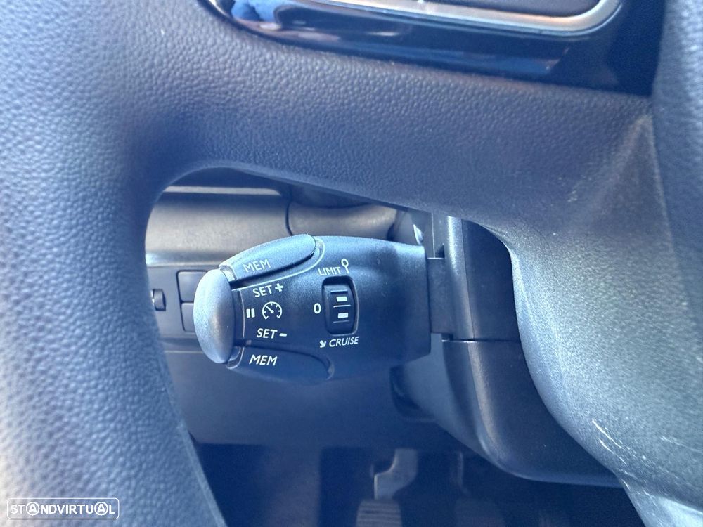 Citroën C3 1.2 PureTech C-Series - 17