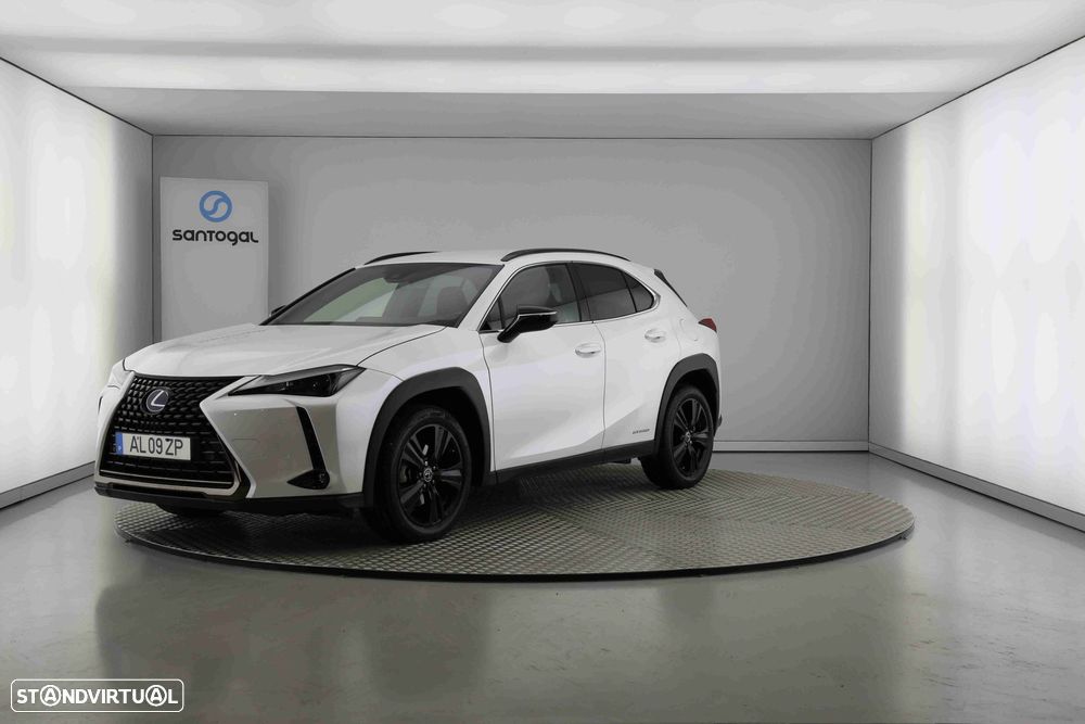 Lexus UX 250h Premium - 2